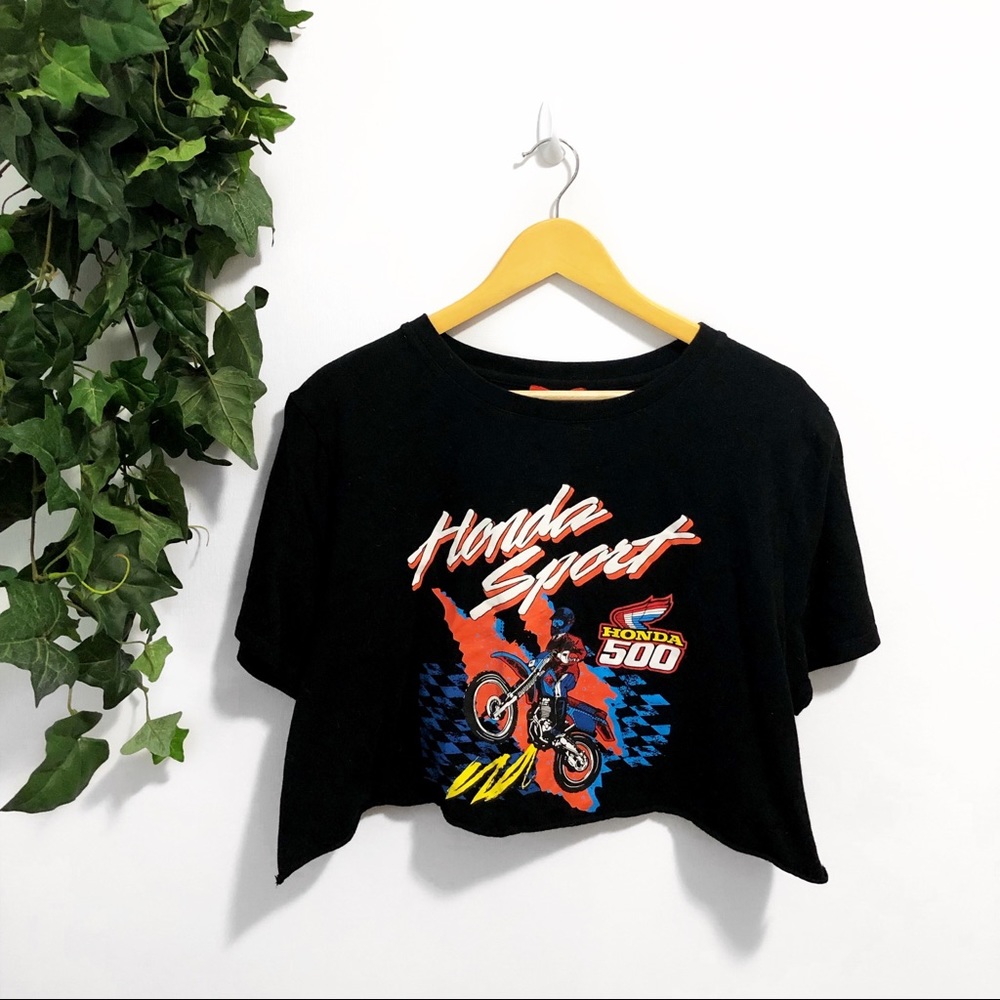 ❤️Forever 21 Honda Sport Graphic Crop Top❤️